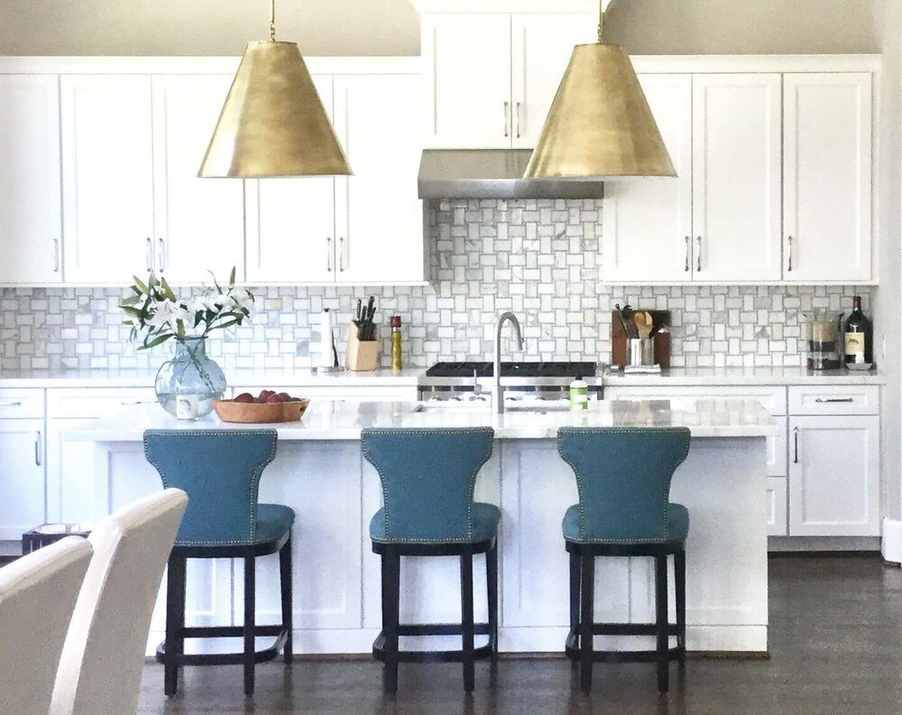 black and brass kitchen lighting