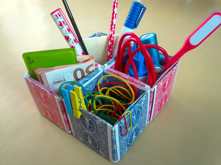 DIY Desk Organizer! Cute & Easy! 